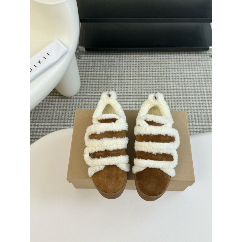 Other Slippers